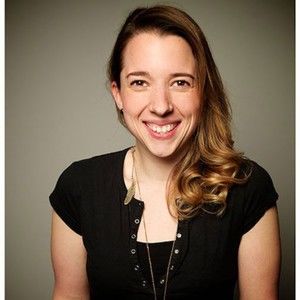 Meet your Posher, Lara